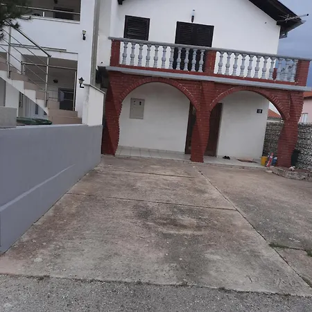 Kuca Za Odmor Celam Hébergement de vacances