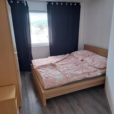 Kuca Za Odmor Celam Hébergement de vacances